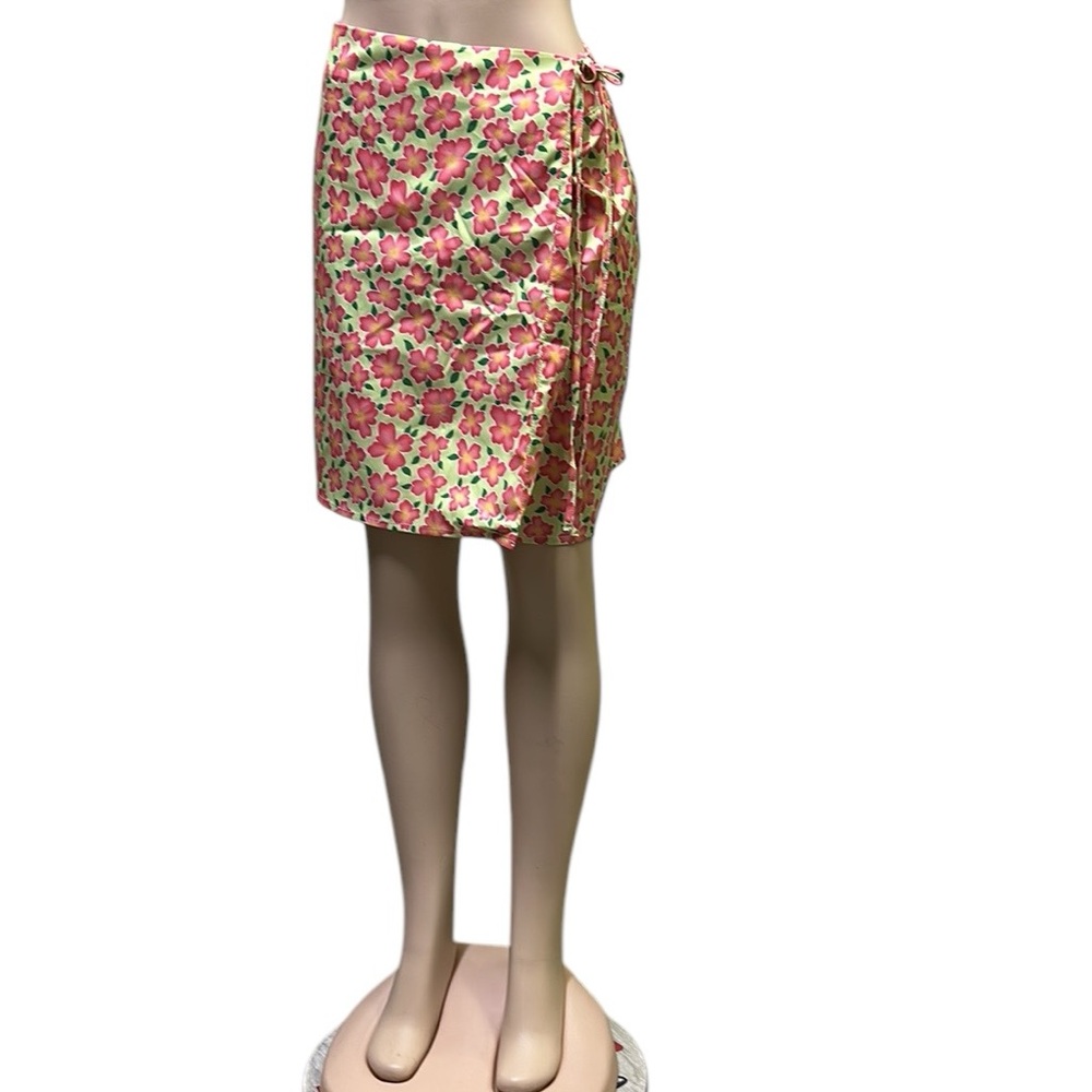 2Bella Floral Lightweight Wrap Zip Tie Closure Mini Skirt Womens Medium